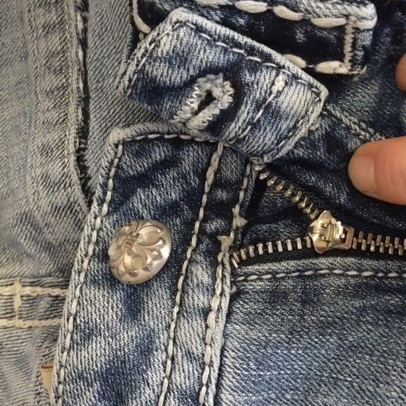 Miss Me Boy Cut Slightly distressed jeans size 27 - Picture 2 of 14